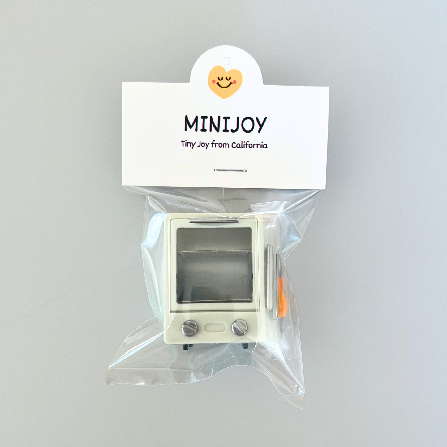 Mini Retro Oven Fridge Magnet with Tiny Bread
