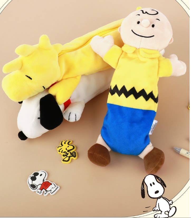 Peanuts Snoopy Plush Zipper Pouch