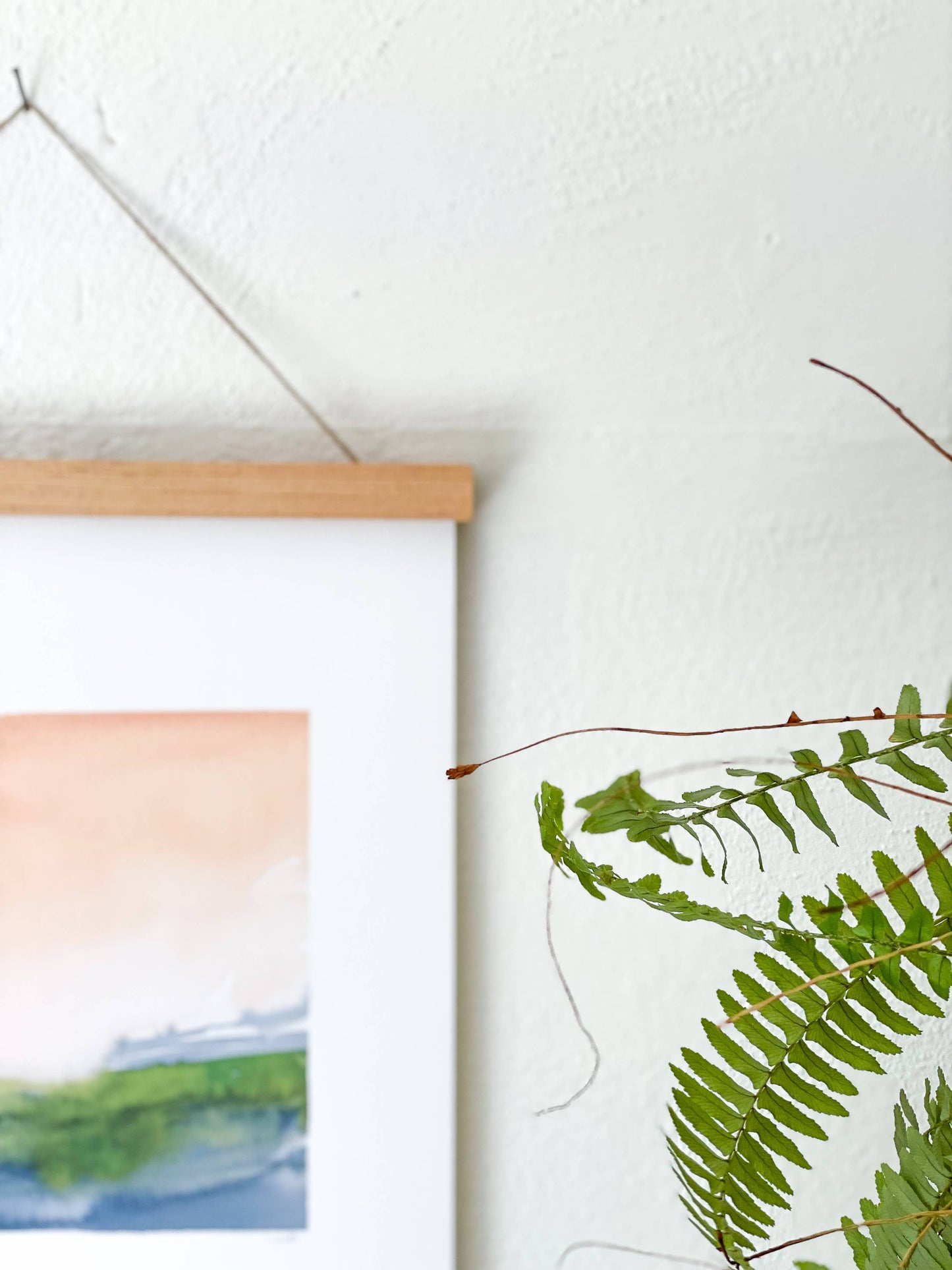 Wooden Magnetic Picture Hanger