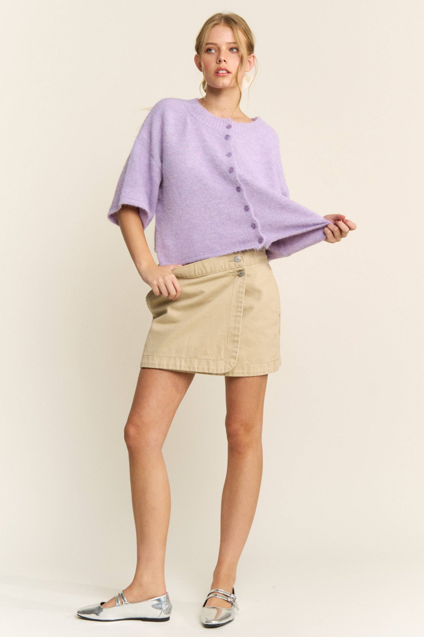 LOU - Cropped Boxy Cardigan