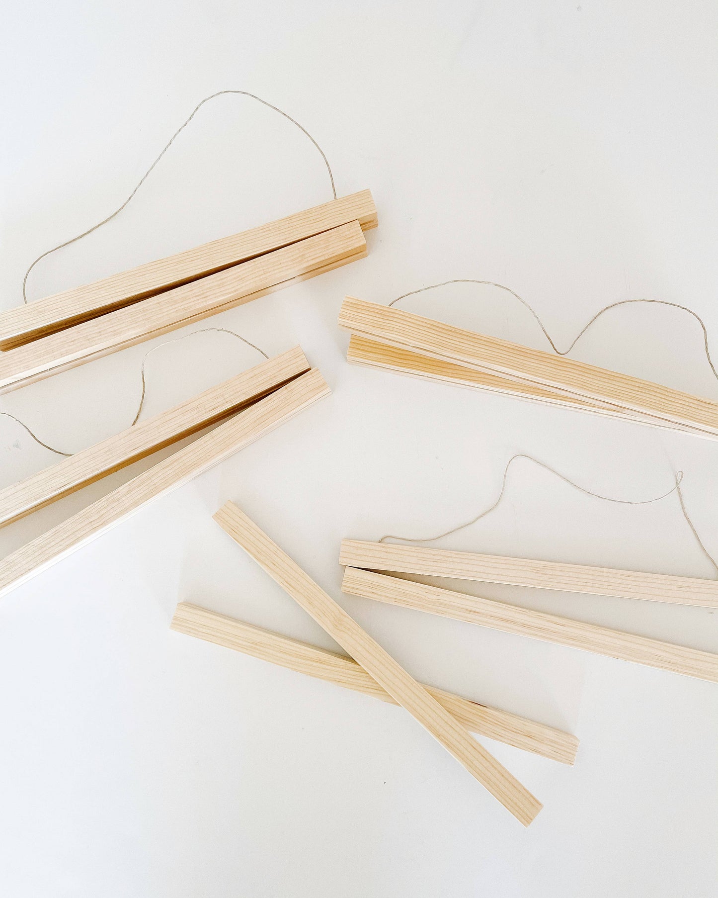 Wooden Magnetic Picture Hanger