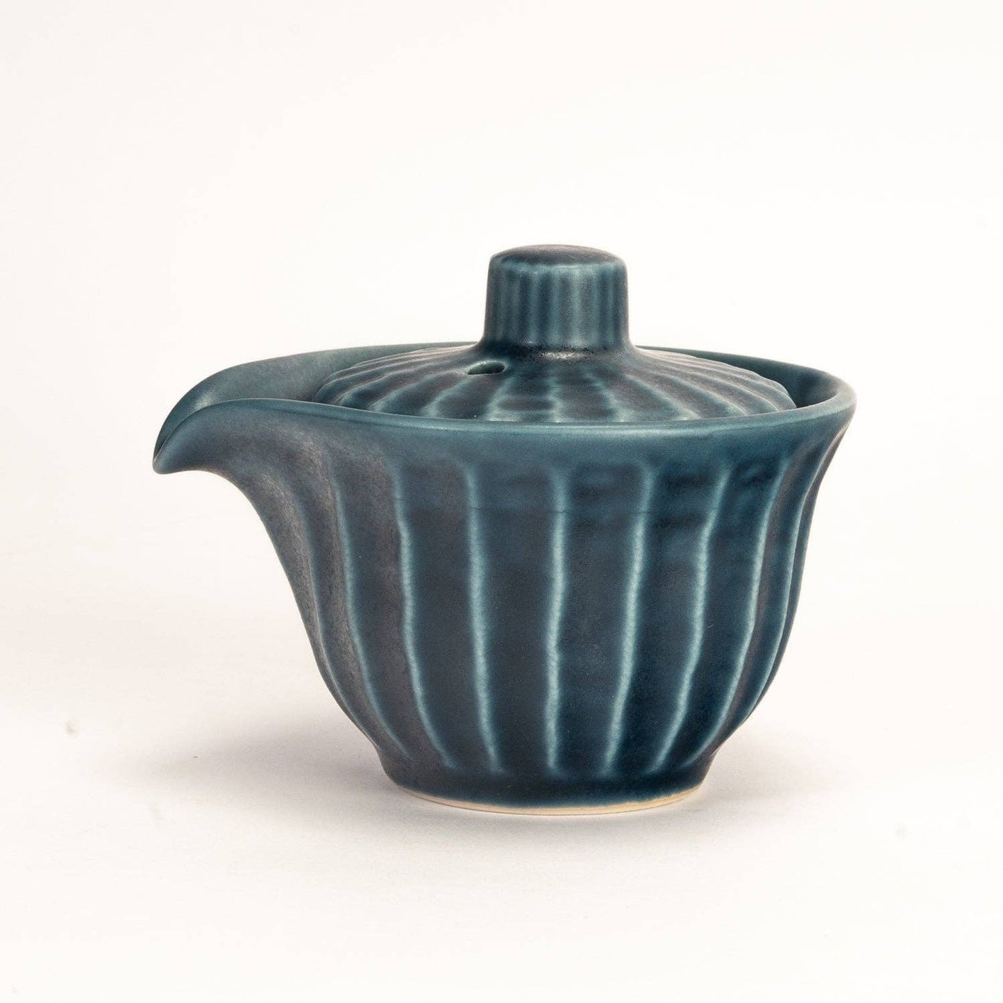 Minoware Soy Sauce Dispenser with Lid, Blue