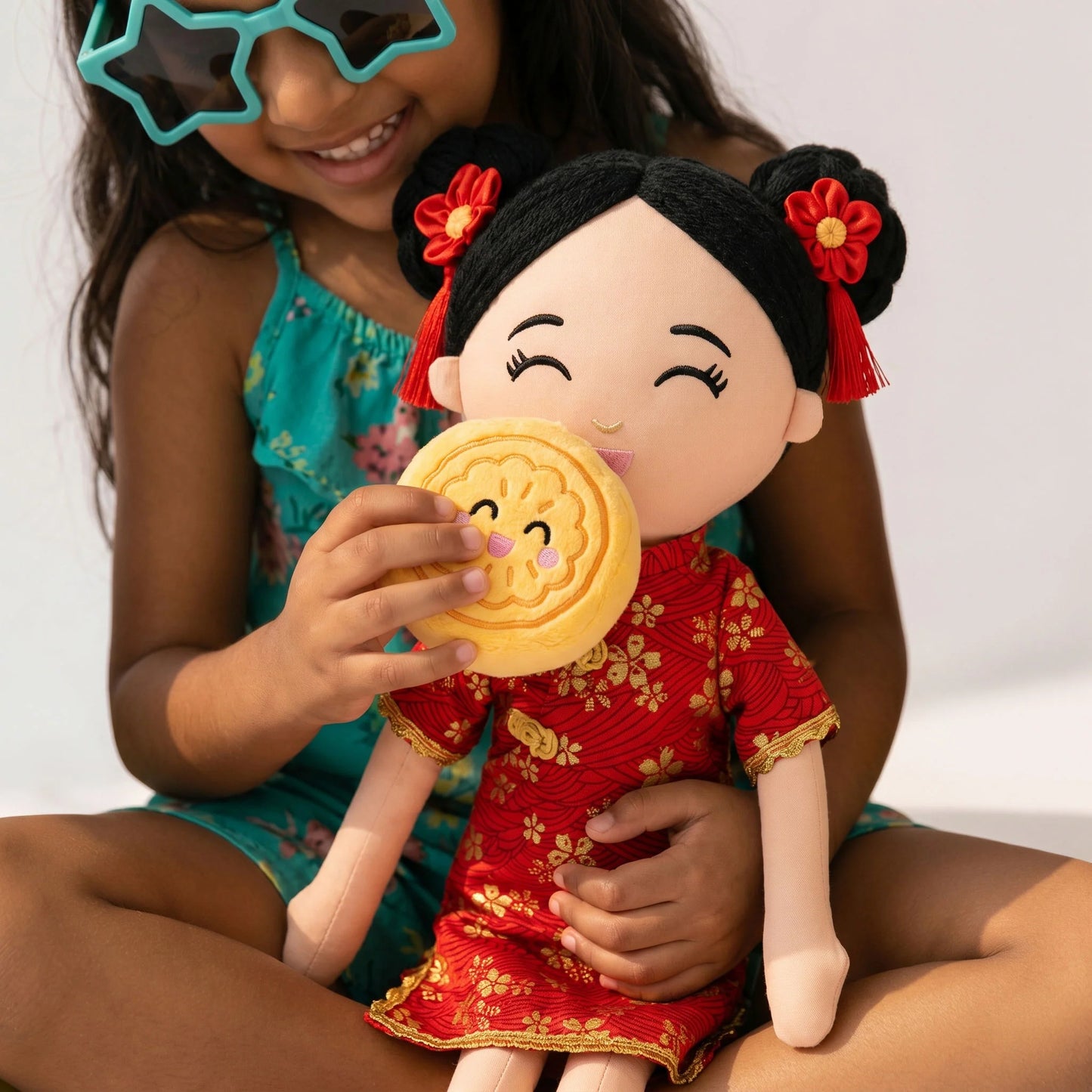 Food Pals Chinese Mooncake Keychain
