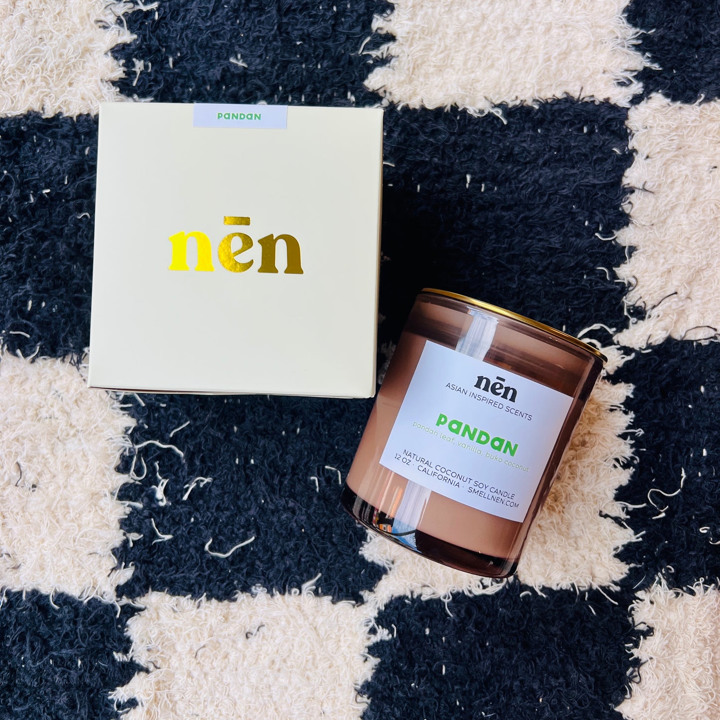 Pandan Wood Wick Candle 12oz.