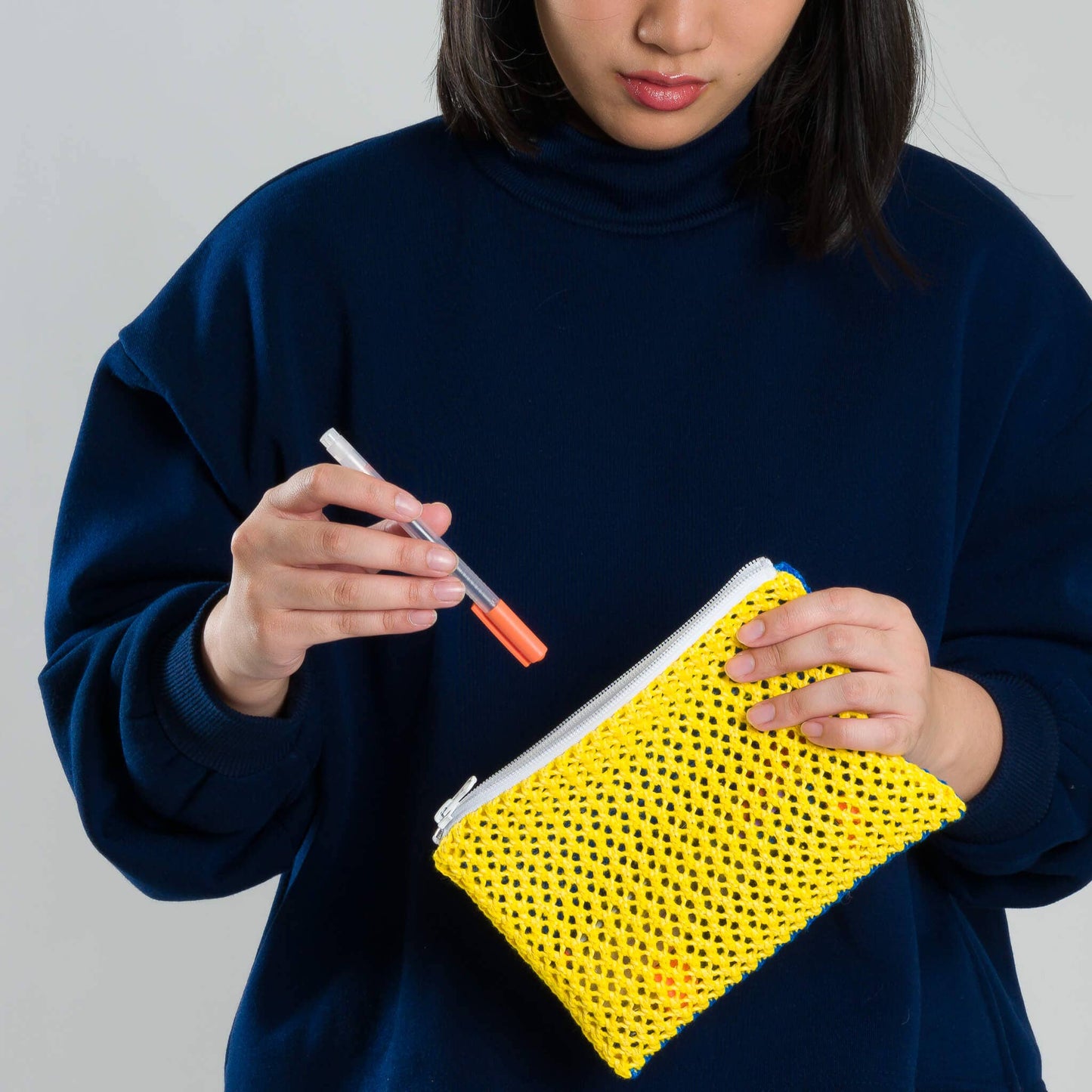 Raffia Zip Pouch