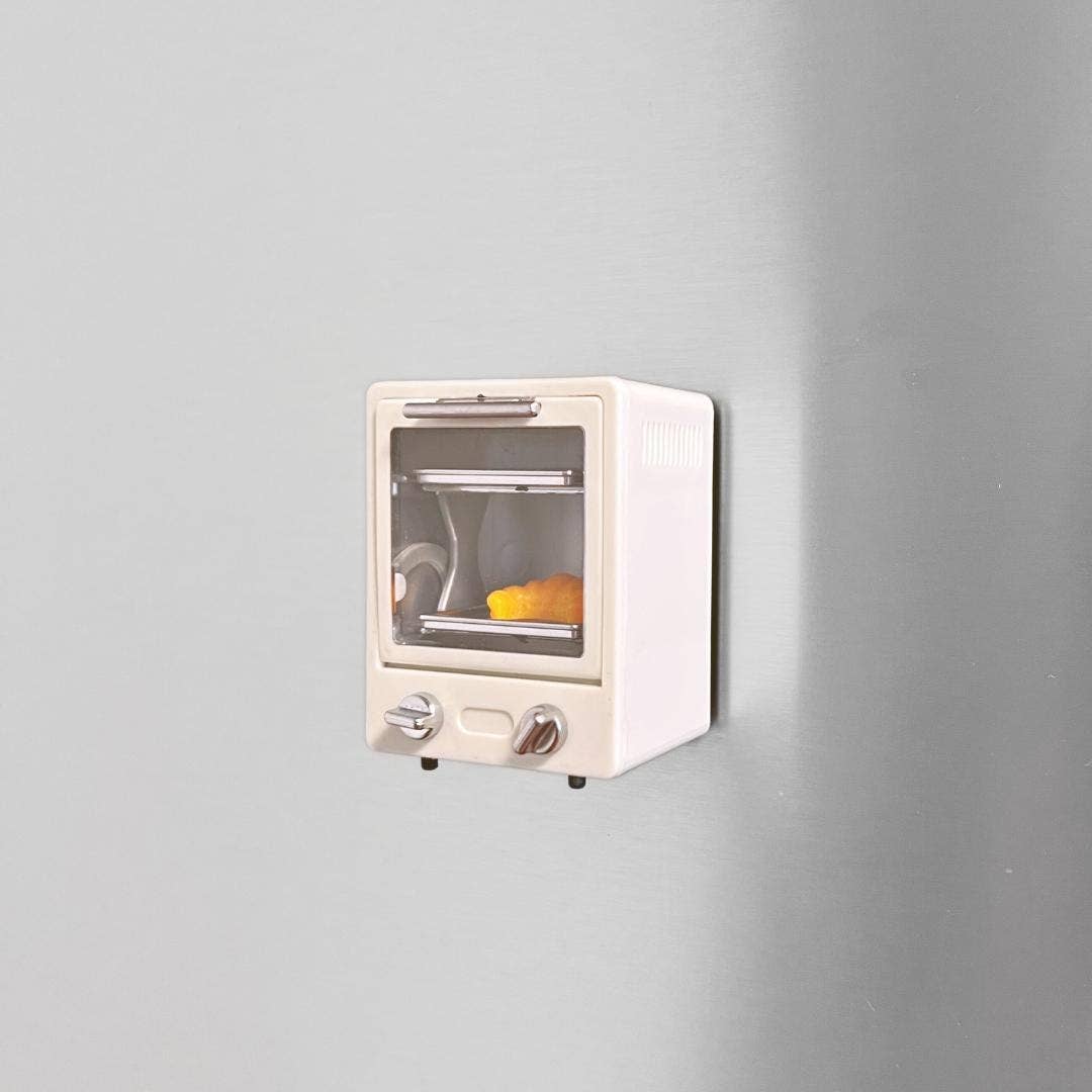 Mini Retro Oven Fridge Magnet with Tiny Bread