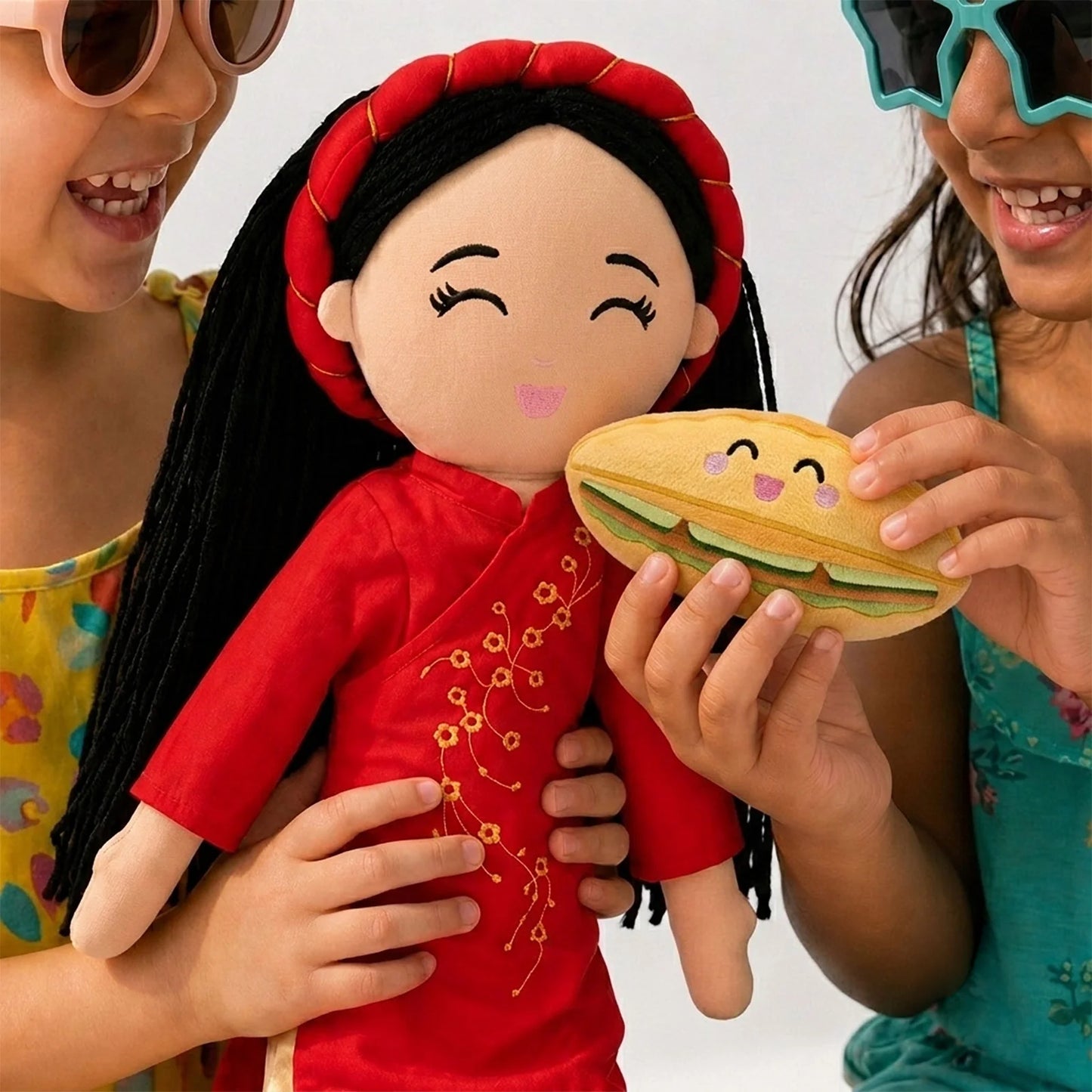 Food Pals Vietnamese Bánh Mì Keychain