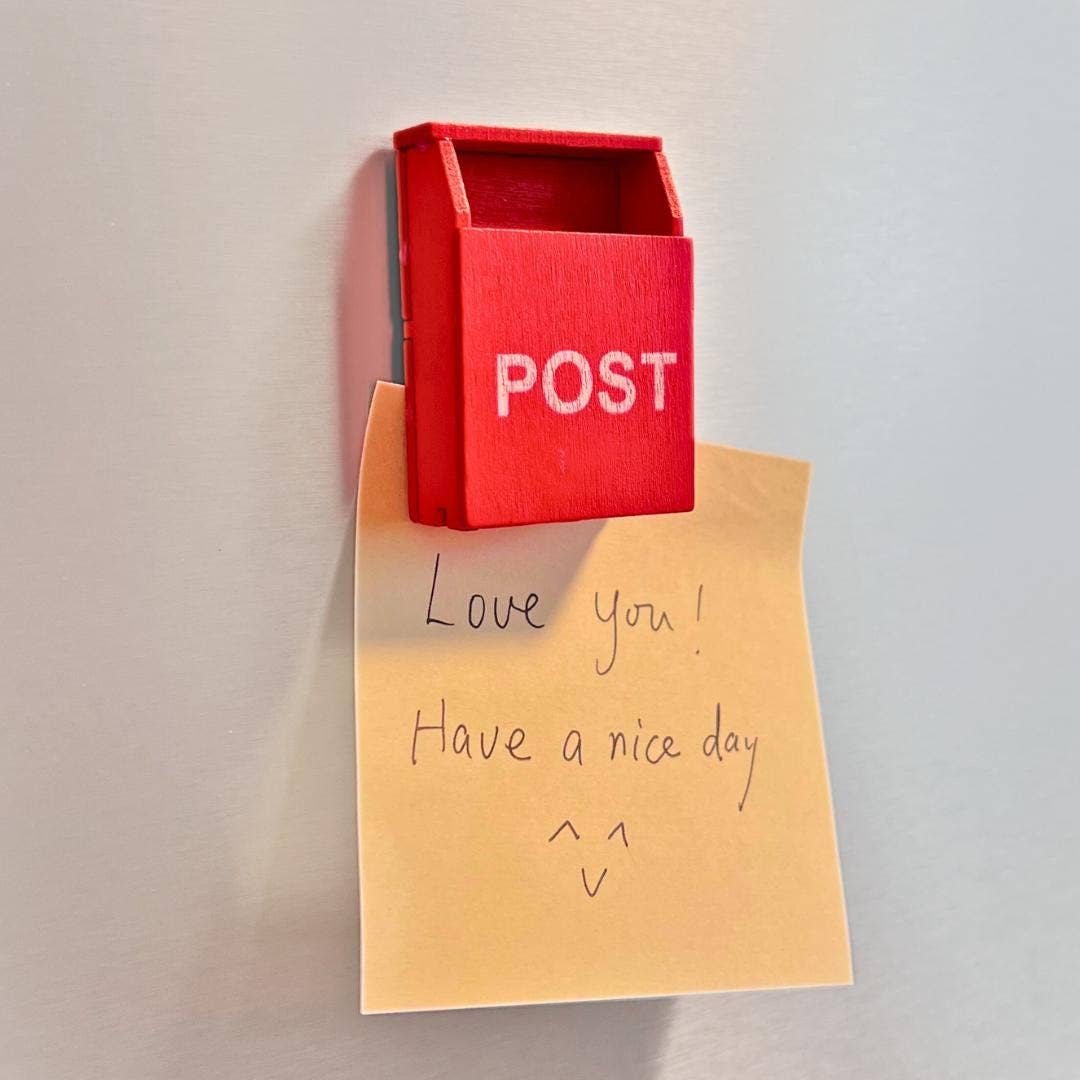 Retro Mailbox Magnet