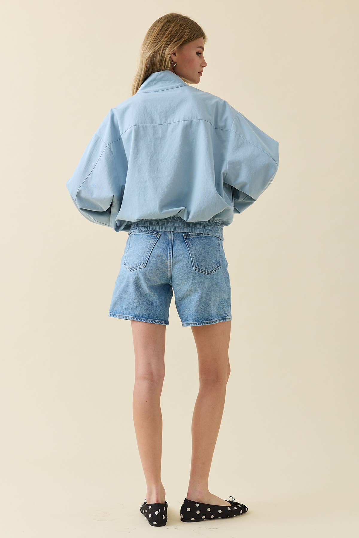 Minimal Stand Collar Zip Jacket